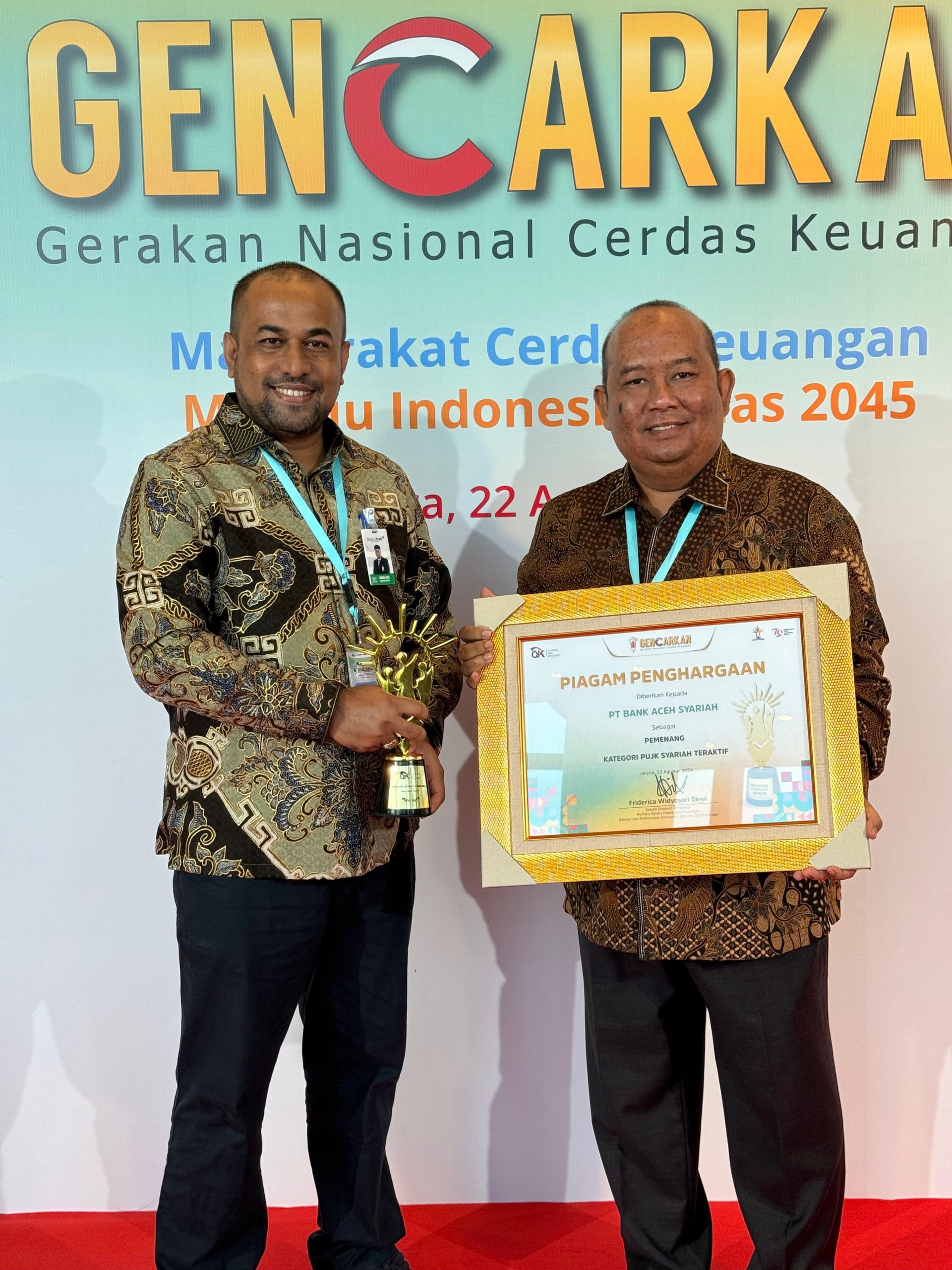 Aktif Kampanyekan Literasi Keuangan, Bank Aceh Raih Penghargaan OJK “Financial Literacy Award 2024”. (Foto: Dok. Bank Aceh)