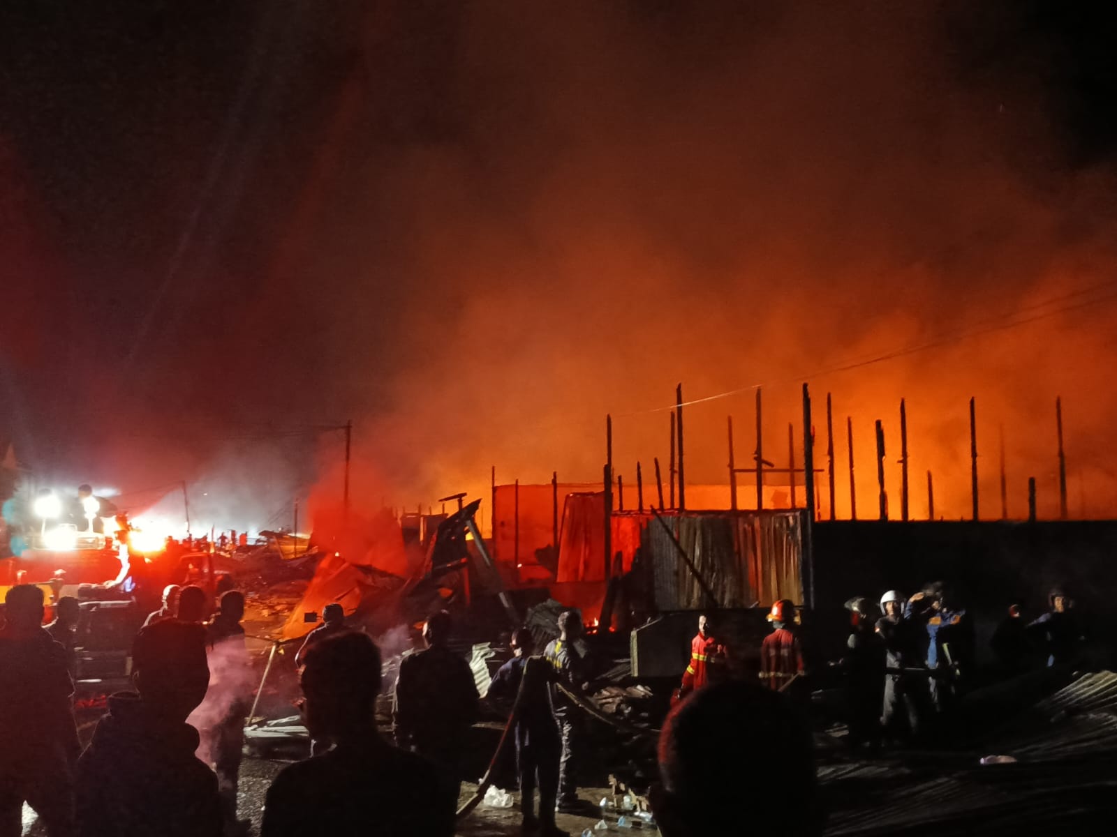 Kebakaran ruko di Desa Suka Makmur, Kecamatan Simeulue Timur, Kabupaten Simeulue, pada Kamis 26 September 2024. (Foto: Dok. BPBA)