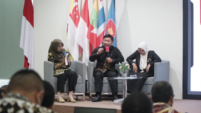 Kemal Pasya Paparkan Inovasi "SeKOCI" pada Diseminasi Puslatbang KHAN LAN RI. (Foto: MC Aceh Barat)