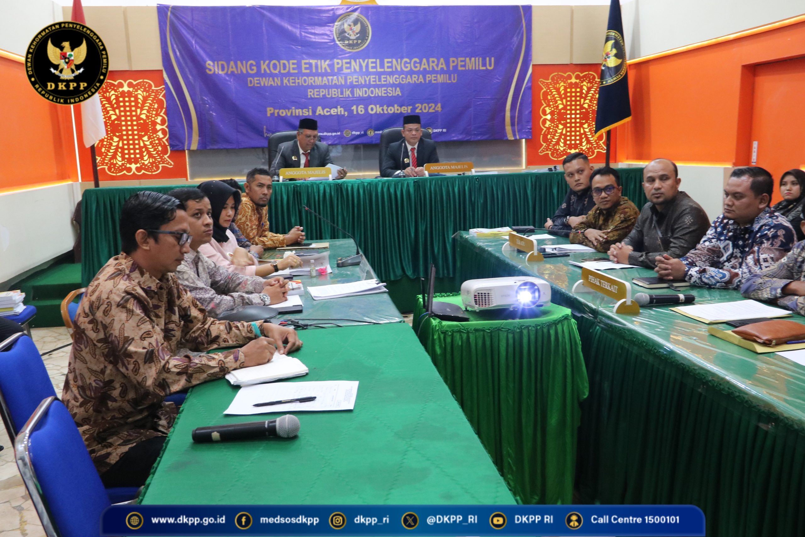 DKPP Tutup Sidang Kode Etik Ketua dan Anggota KIP Banda Aceh. (Foto: DPKPP)