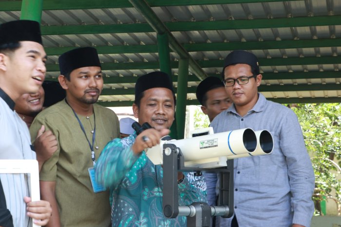 Peserta PKU MPU Aceh Dapatkan Ilmu Falak dari Pakarnya. (Foto: MPU Aceh)