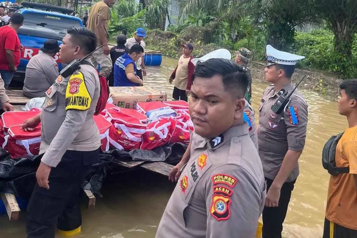 Banjir Meningkat, Jalur Aceh-Sumut di Trumon Tengah Masih Lumpuh. (Foto: Polres Aceh Selatan)