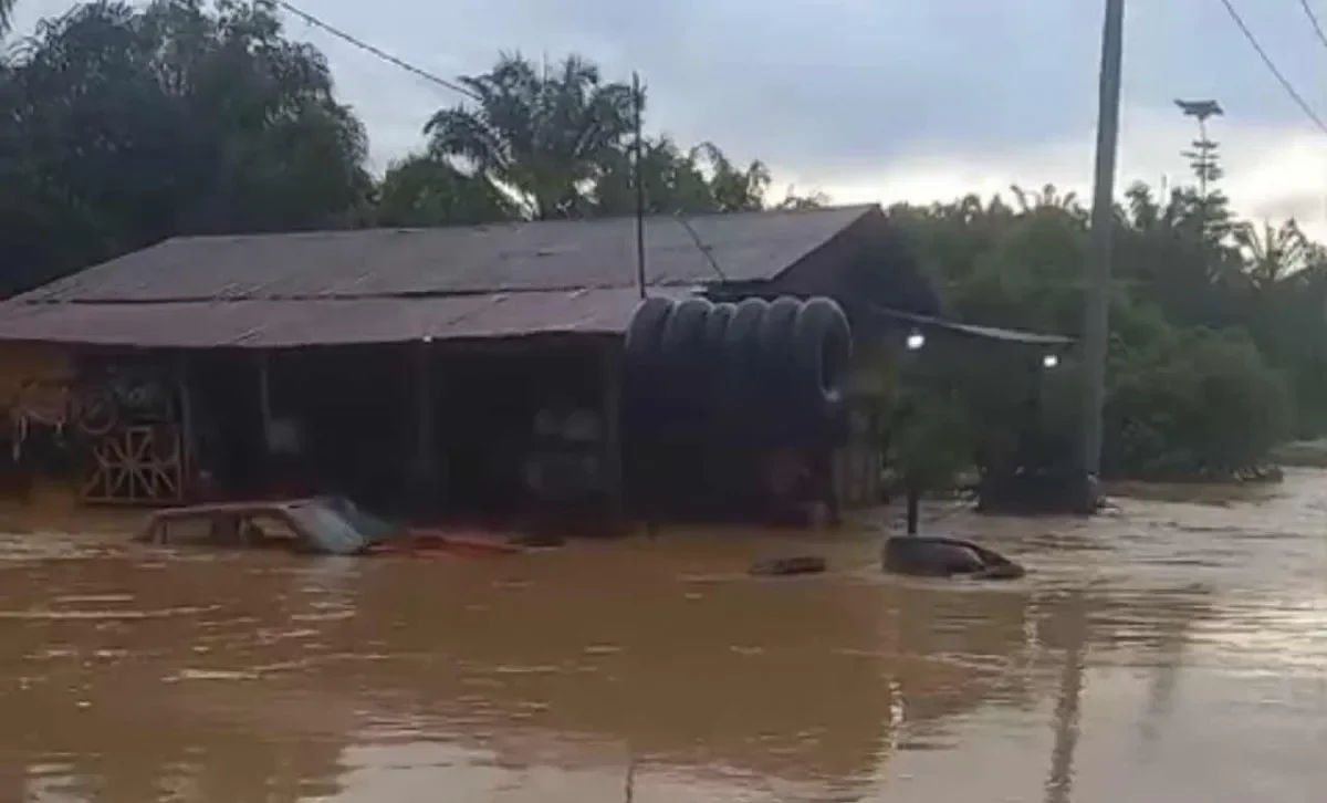 Banjir 1,5 Meter Rendam Dua Kecamatan di Subulussalam. (Foto: ANTARA)