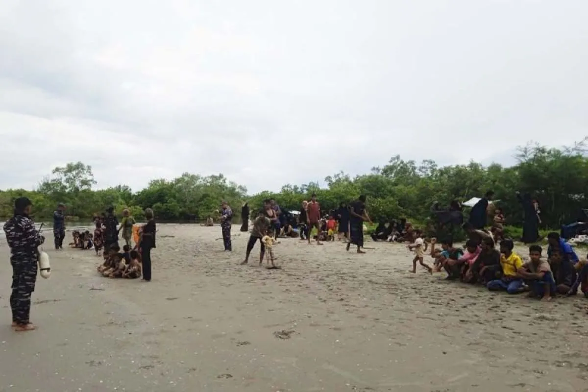 116 Imigran Rohingya Terdampar di Aceh Timur. (Foto: ANTARA)