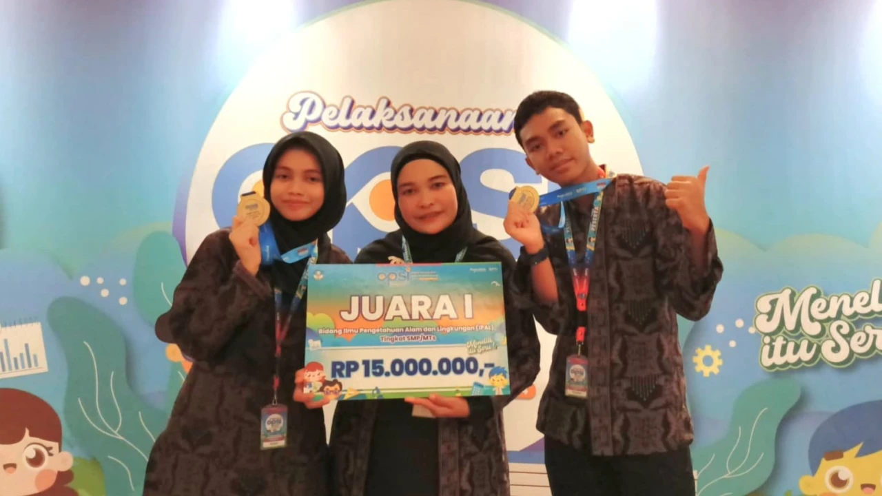Prestasi Gemilang MTsN 1 Banda Aceh di Olimpiade Penelitian Siswa Indonesia 2024. (Foto: Pendis)