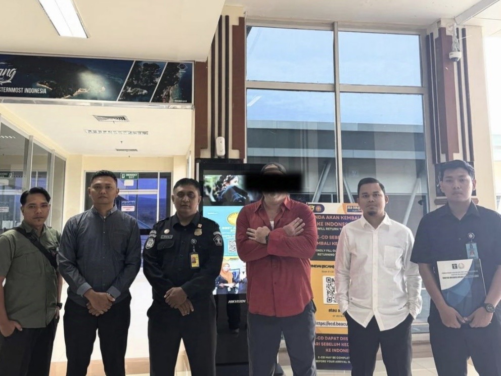 Ganggu Ketertiban di Aceh, WNA Amerika Dideportasi. (Foto: Kantor Imigrasi Kelas I TPI Banda Aceh)
