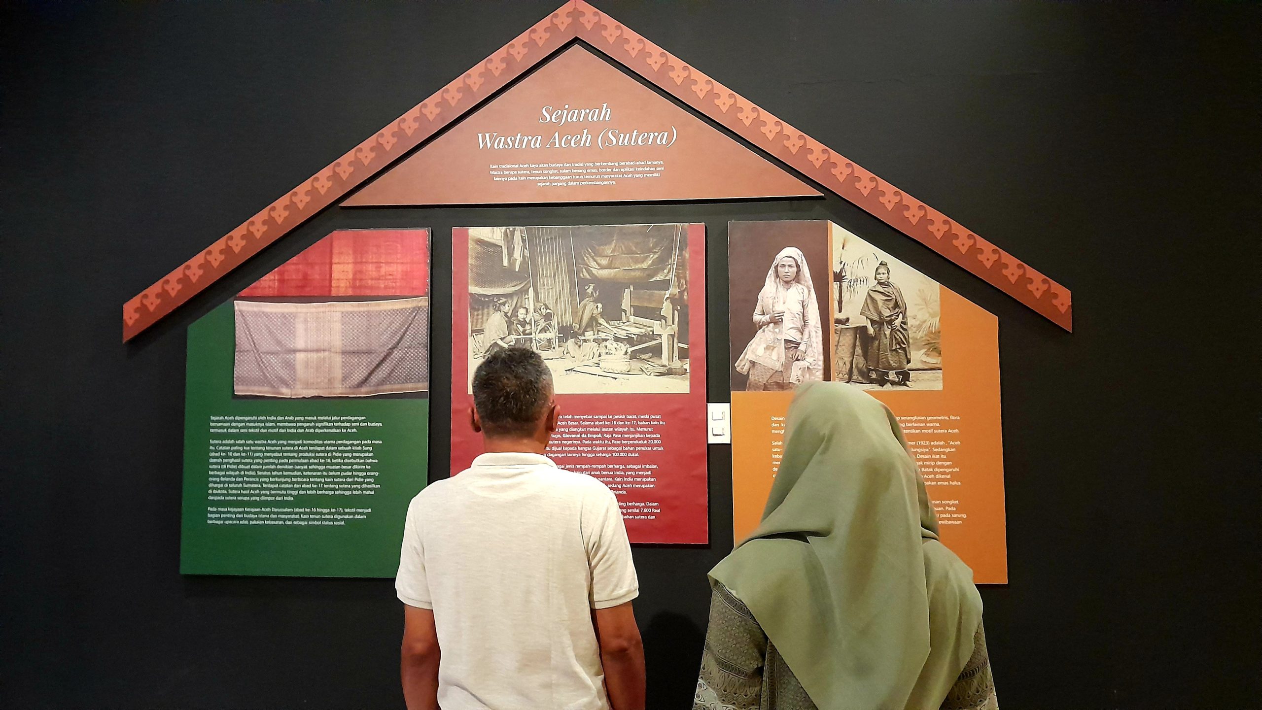Melihat Keindahan dan Sejarah Wastra Aceh