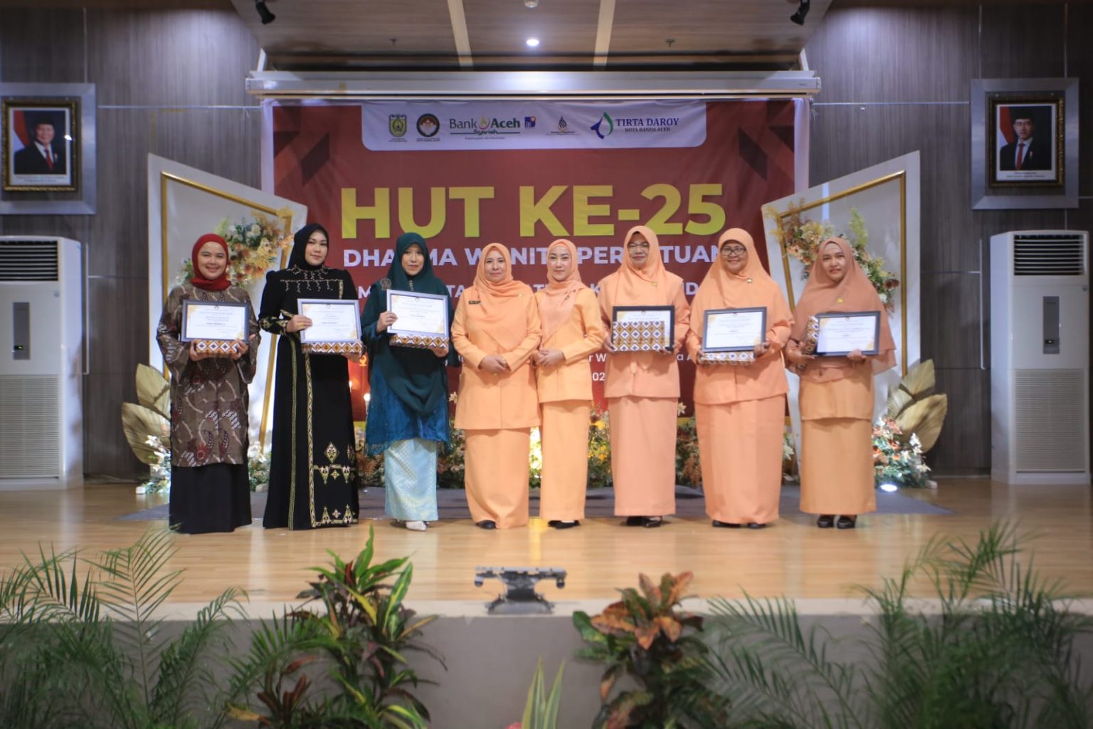 DWP Diskominfotik Sukses Raih Prestasi di HUT Ke-25 DWP Kota Banda Aceh. (Foto: Diskominfo BNA)