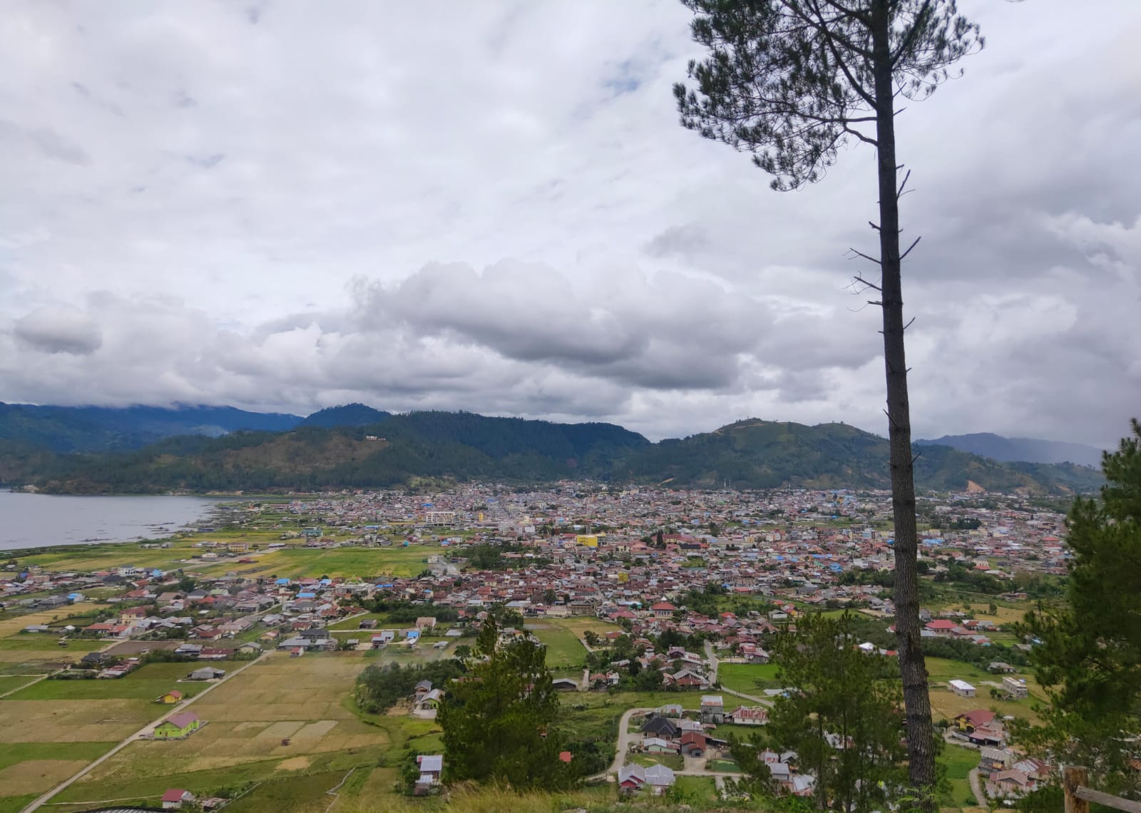 Pemandangan Kota Takengon. (Foto: Nukilan/Rezi)