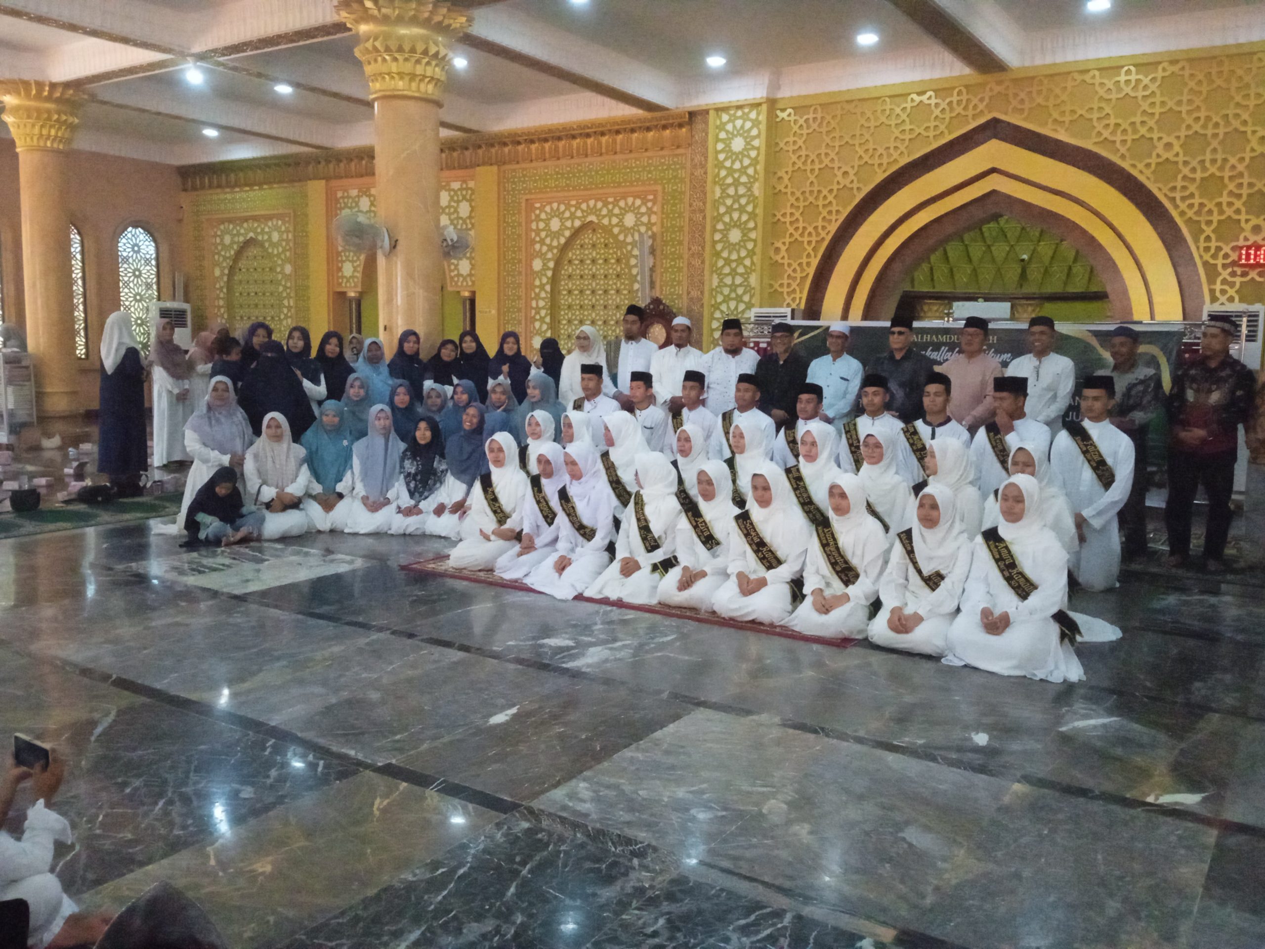 Madrasah Ulumul Qur'an Aceh Selatan Gelar Tasyakuran Khataman 30 Juz. (Foto: For Nukilan)