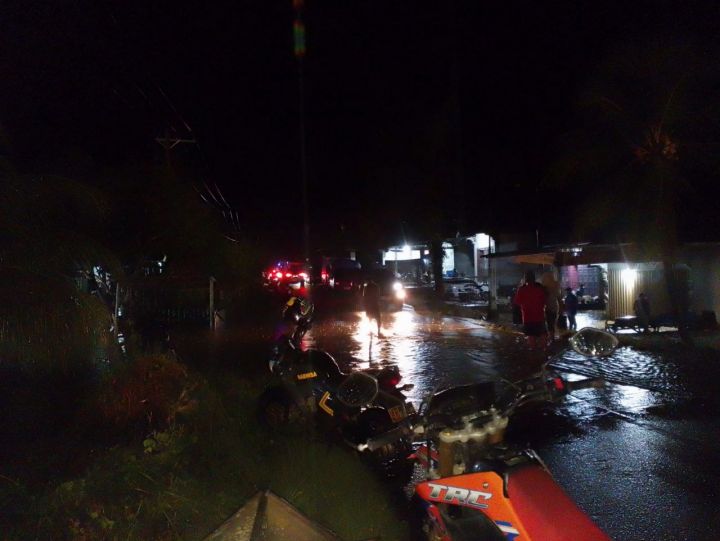 Banjir melanda Kabupaten Aceh Selatan, Aceh. (Foto: Dokumentasi BPBA)