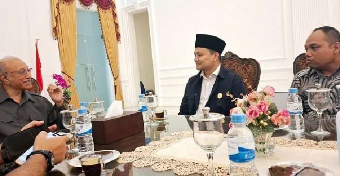 Wali Nanggroe Aceh Terima Kunjungan Wakil Ketua Komisi Informasi Pusat. (Foto: For Nukilan)