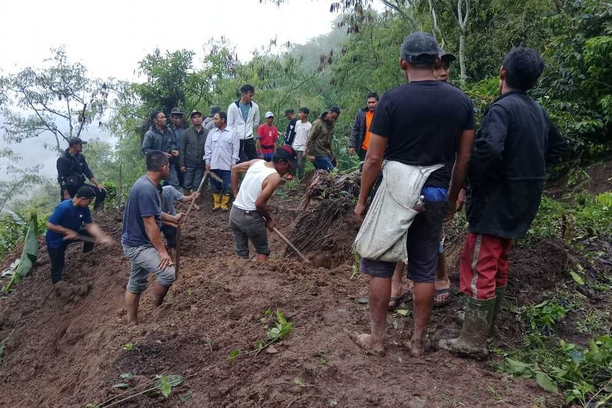 Dua Warga Bener Meriah Hilang Tertimbun Longsor. (Foto: Kompas.com)