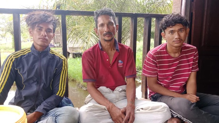 3 Nelayan Malaysia Hanyut ke Aceh, Diselamatkan Nelayan Lokal. (Foto: Panglima Laot)