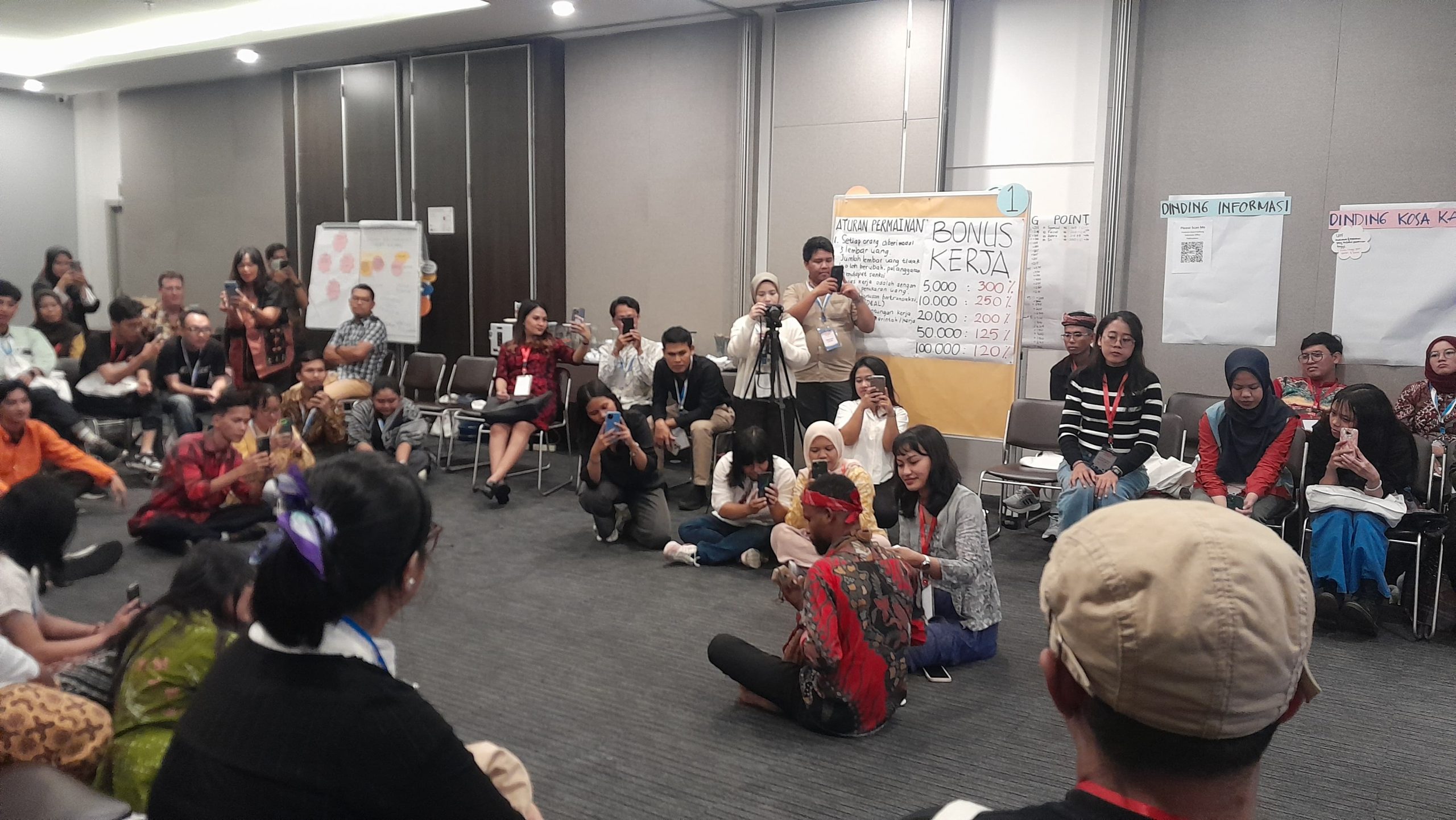 Penampilan seni dari Alumni YPA asal Papua, Yoksan. (Foto: Nukilan)