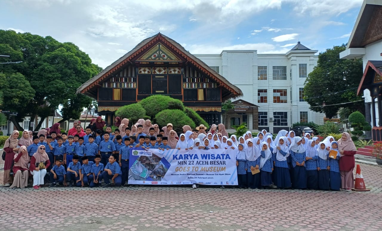 Siswa MIN 22 Aceh Besar Kunjungi Museum Aceh dan Museum Tsunami. (Foto: KEMENAG ACEH)