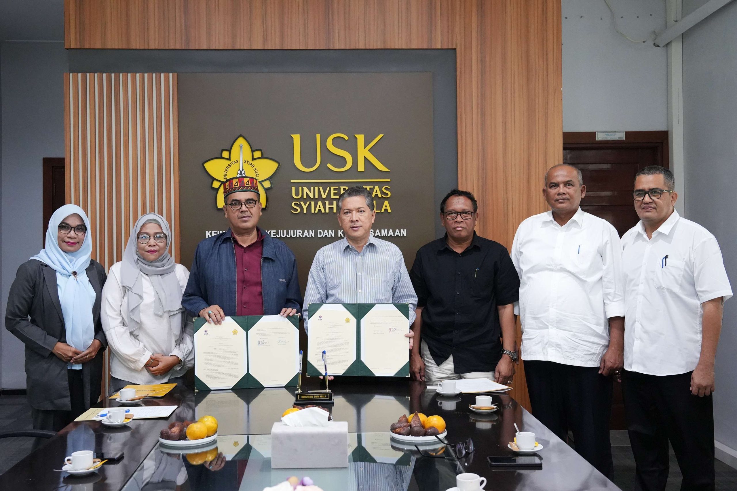 USK dan KKR Aceh Jalin Kerja Sama untuk Merawat Perdamaian. (Foto: Humas USK)