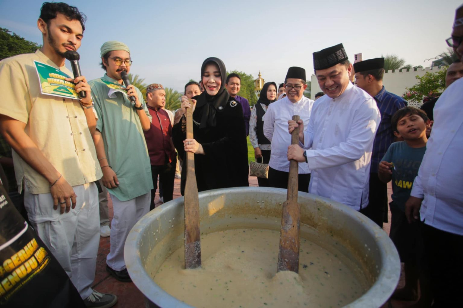 Illiza Buka Festival Ramadan Gerakan Menuju EMAS di Masjid Raya. (Foto: MC BNA)
