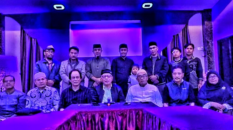 Tokoh Pemekaran Provinsi Aceh Leuser Antara (KP3ALA) pusat dan daerah bersama tokoh gayo hari ini bertemu di Hotel Linge Land Aceh Tengah. (Foto: AcehDamai)