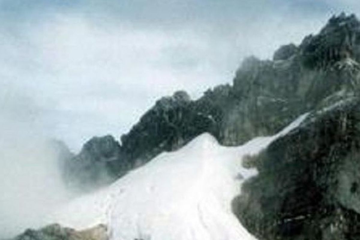 Puncak Carstensz Jayapura. (Foto: Kompas.com)