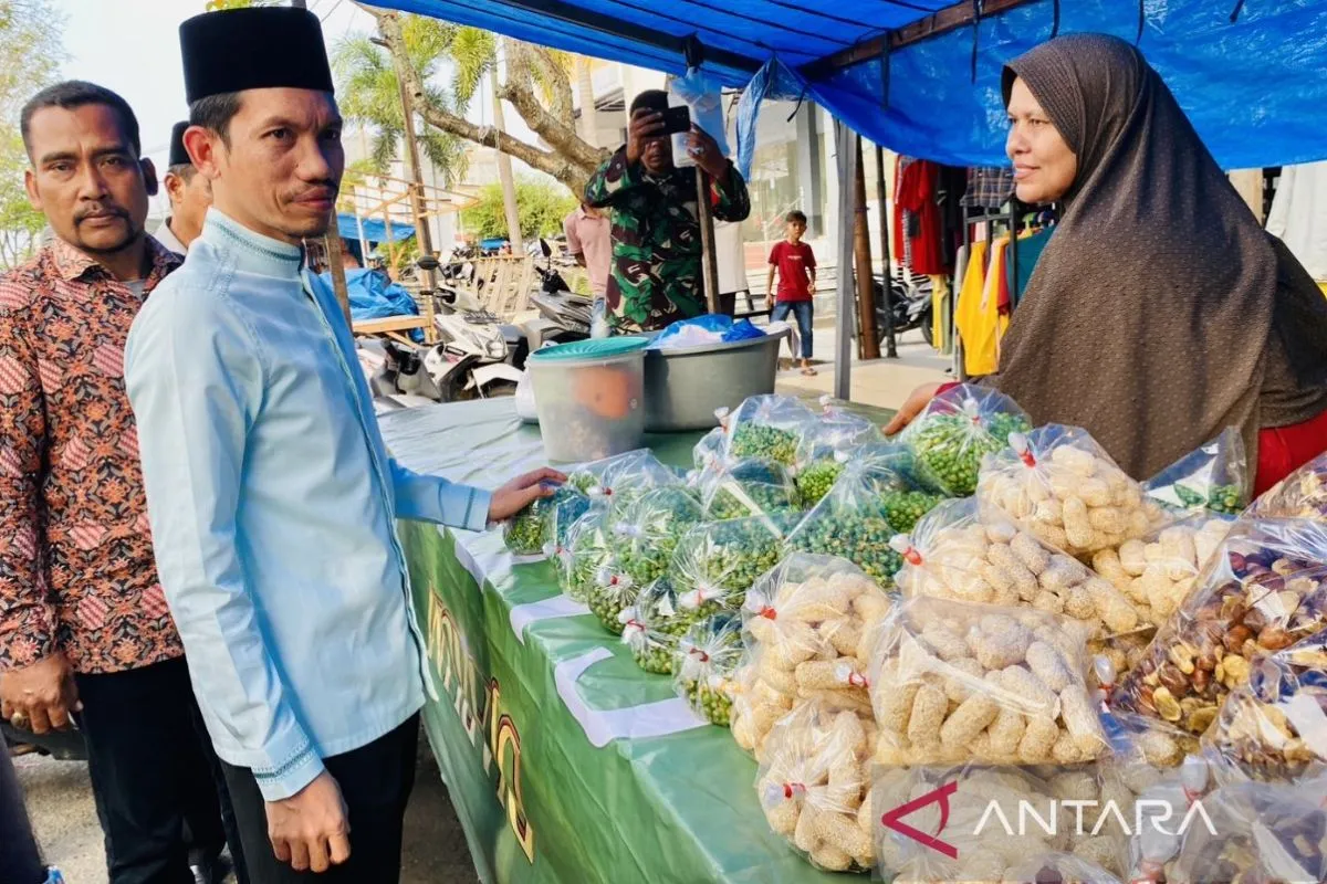 Pemkab Aceh Barat Beri Dispensasi UMKM Berjualan Kue Lebaran di Zona Terlarang. (Foto: ANTARA)