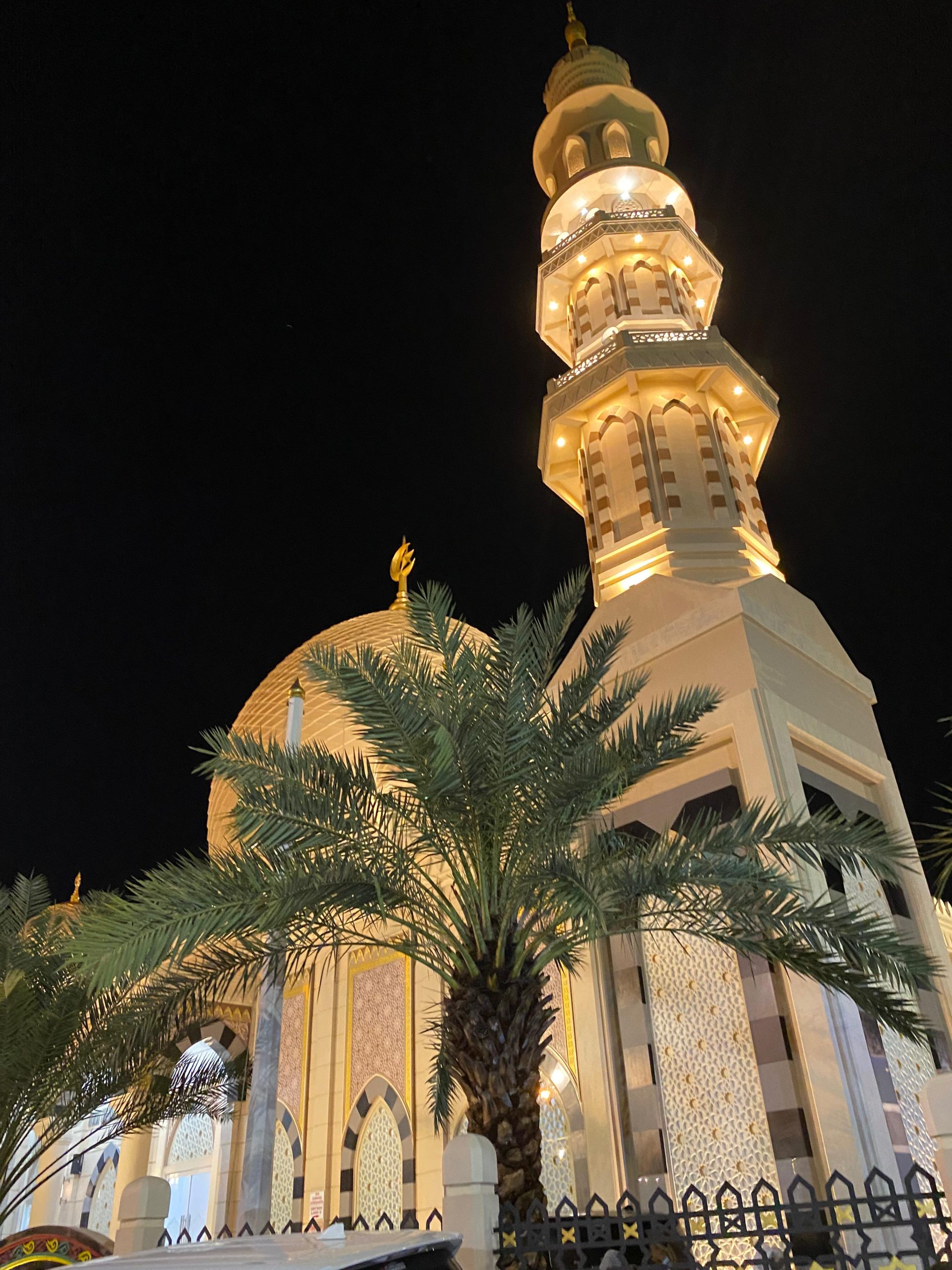 Pesona Ramadan di Masjid Keuchik Leumiek. (Foto: Nukilan)