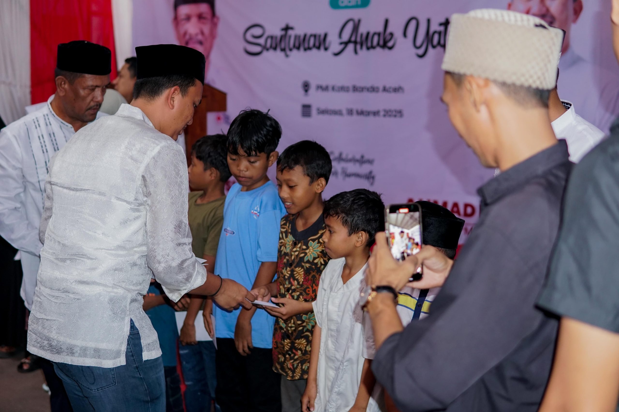 PMI Banda Aceh Gelar Buka Puasa Bersama Anak Yatim dan Penderita Thalassemia. (Foto: For Nukilan)