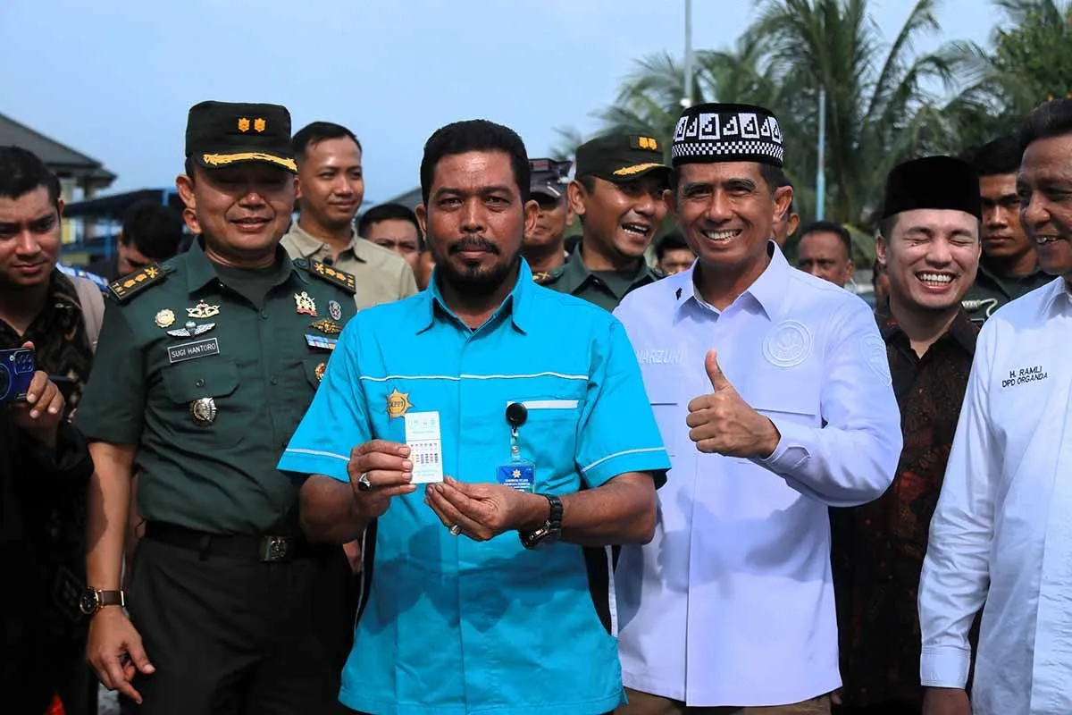BNNP Aceh Tes Urine Sopir Bus Angkutan Mudik. (Foto: ANTARA)