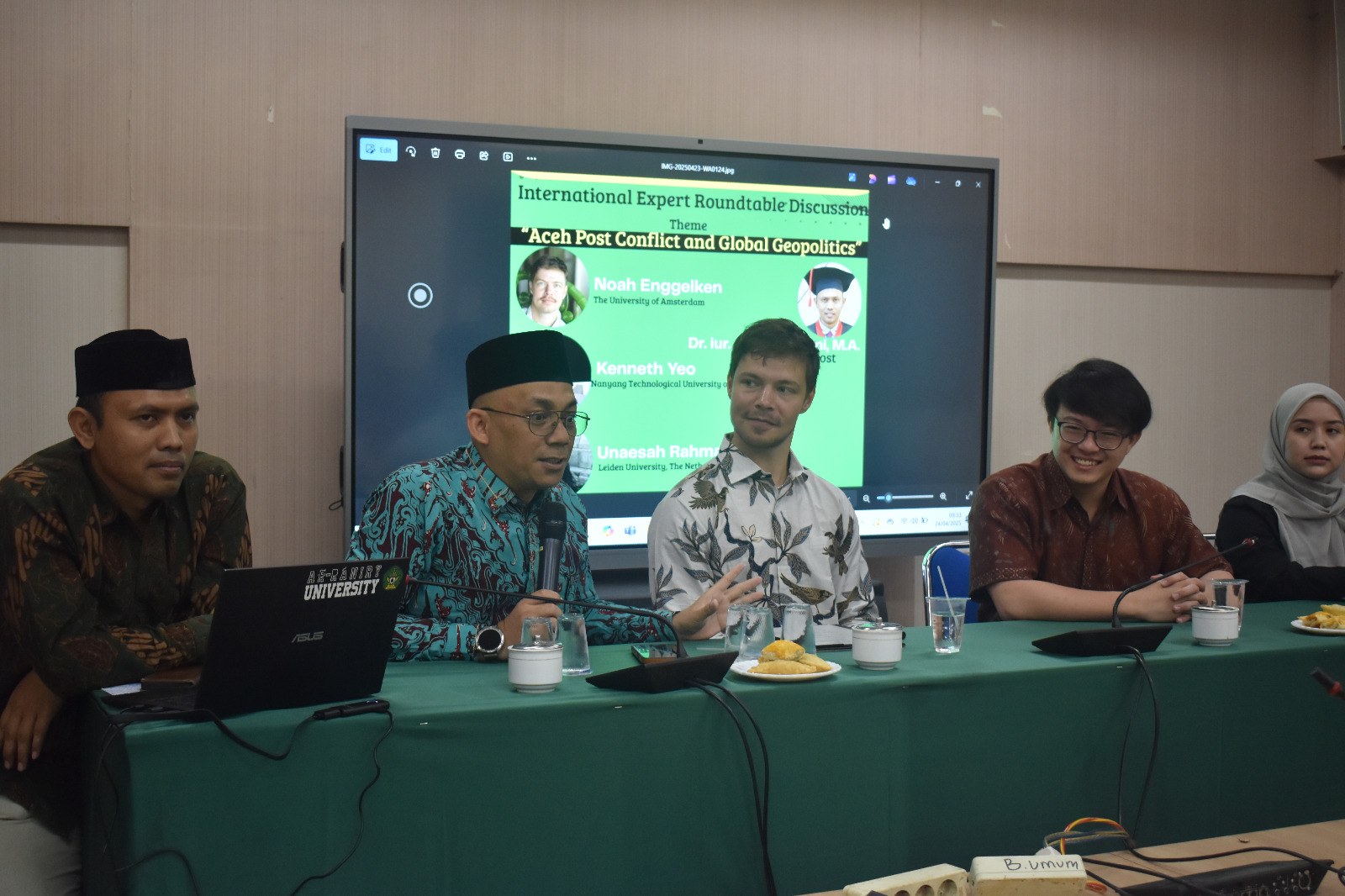 FSH UIN Ar-Raniry Gelar Diskusi Internasional Bahas Konflik dan Terorisme. (Foto: For Nukilan)