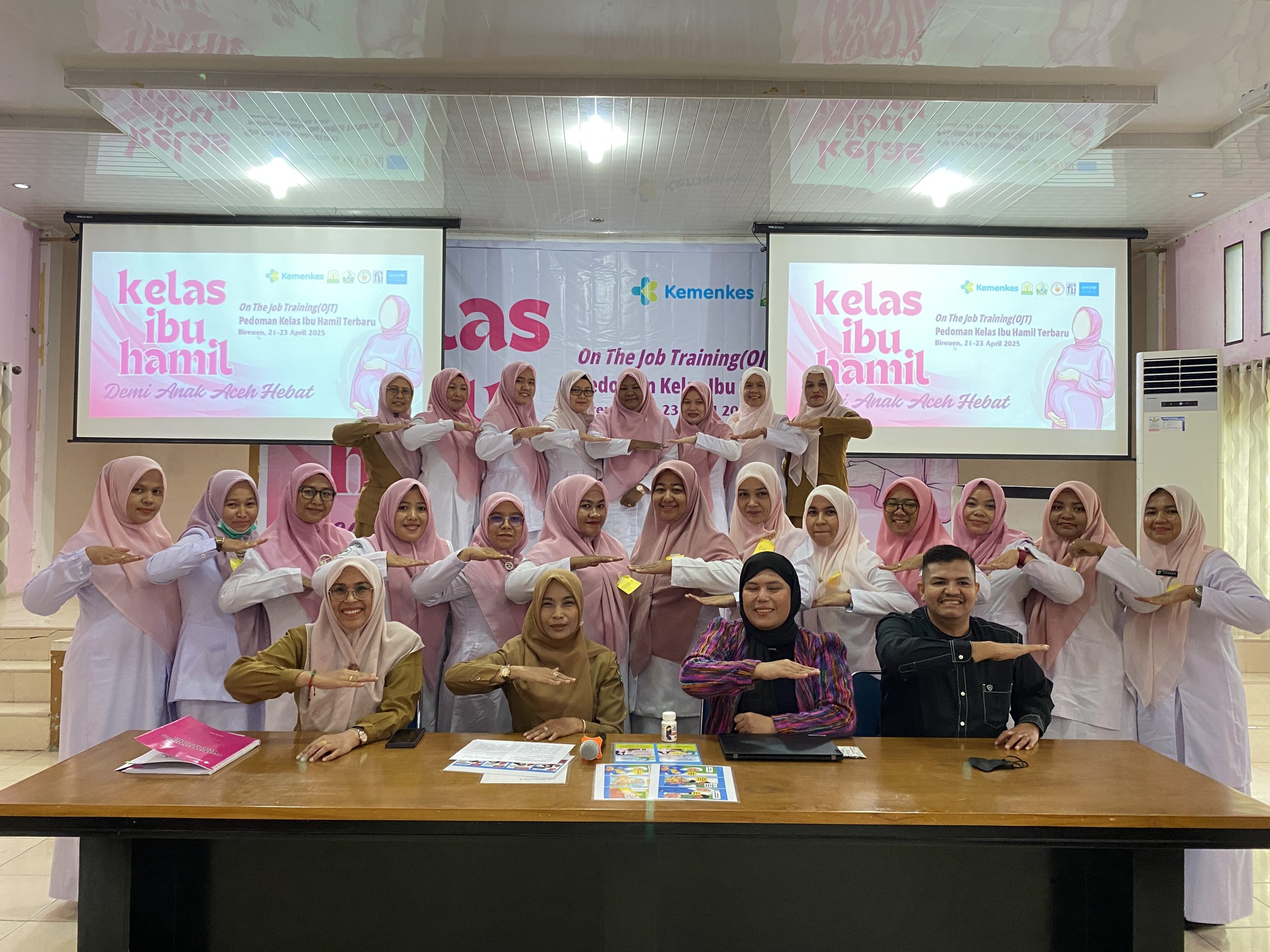 Bireuen Gelar OJT Panduan Kelas Ibu Hamil Terbaru, Dorong Kesehatan Ibu dan Cegah Stunting. (Foto: For Nukilan)