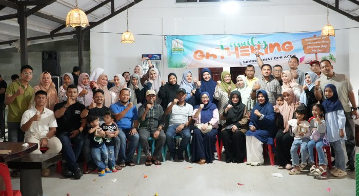 Bangun Kekompakan Menuju Kesuksesan, Sekretariat DPRA Gelar Family Gathering di Pantai Riting. (Foto: DPRA)