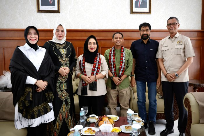 Gubernur Aceh Sambut Menteri Kehutanan dan Komisi IV DPR RI. (Foto: MC Aceh)
