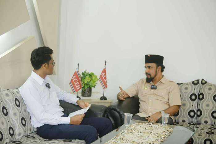 Iskandar Al-Farlaky Beberkan Visi Pembangunan Aceh Timur dalam Podcast Partai Aceh. (Foto: DPP PA)