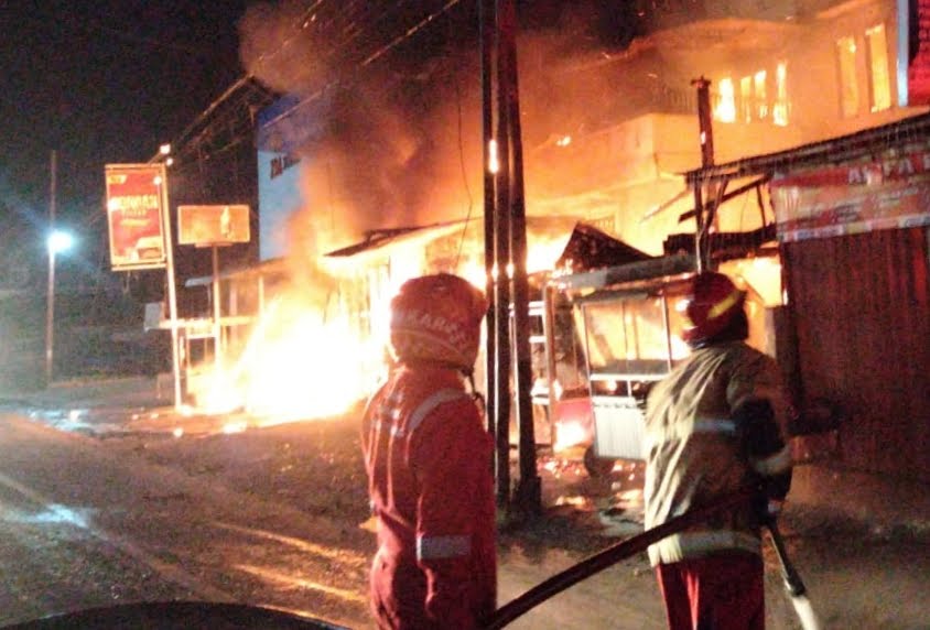 Empat Ruko Terbakar di Aceh Tamiang, Satu Keluarga Tewas Terjebak Api