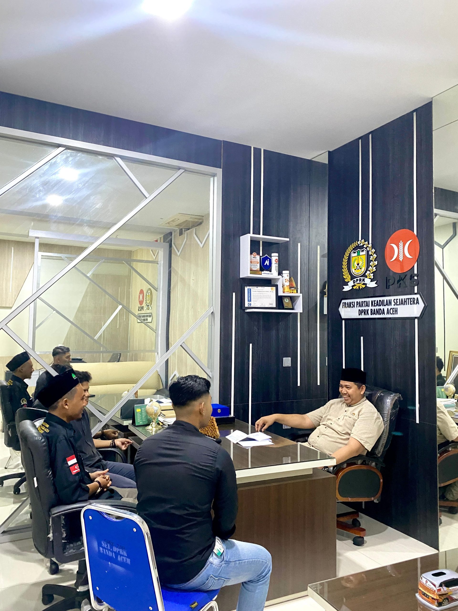 DEMA FSH UIN Ar-Raniry Audiensi dengan DPRK Banda Aceh. (Foto: For Nukilan)