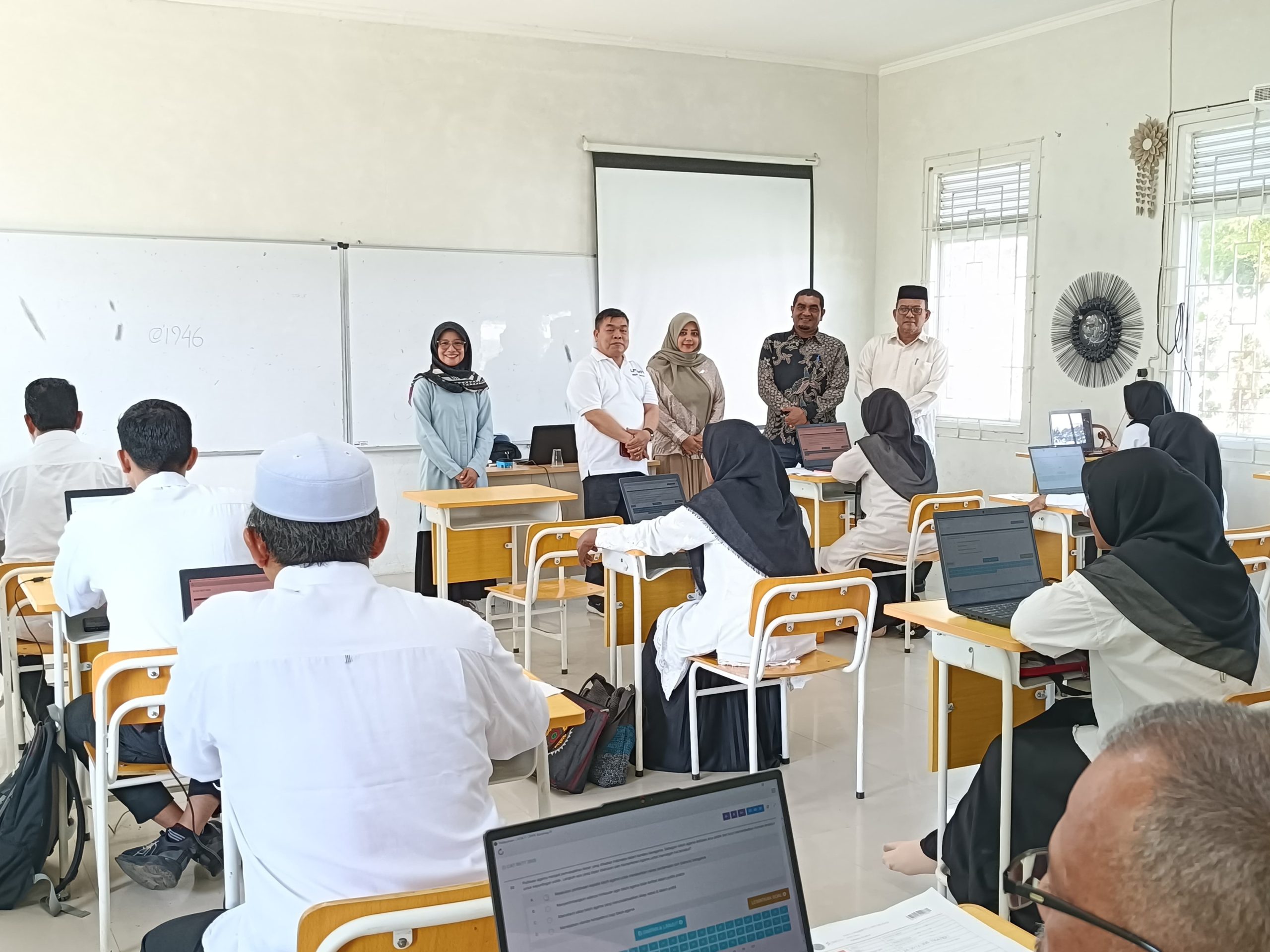Kakanwil Kemenag Aceh Pantau SKTT PPPK Tahap 2. (Foto: Kemenag Aceh)