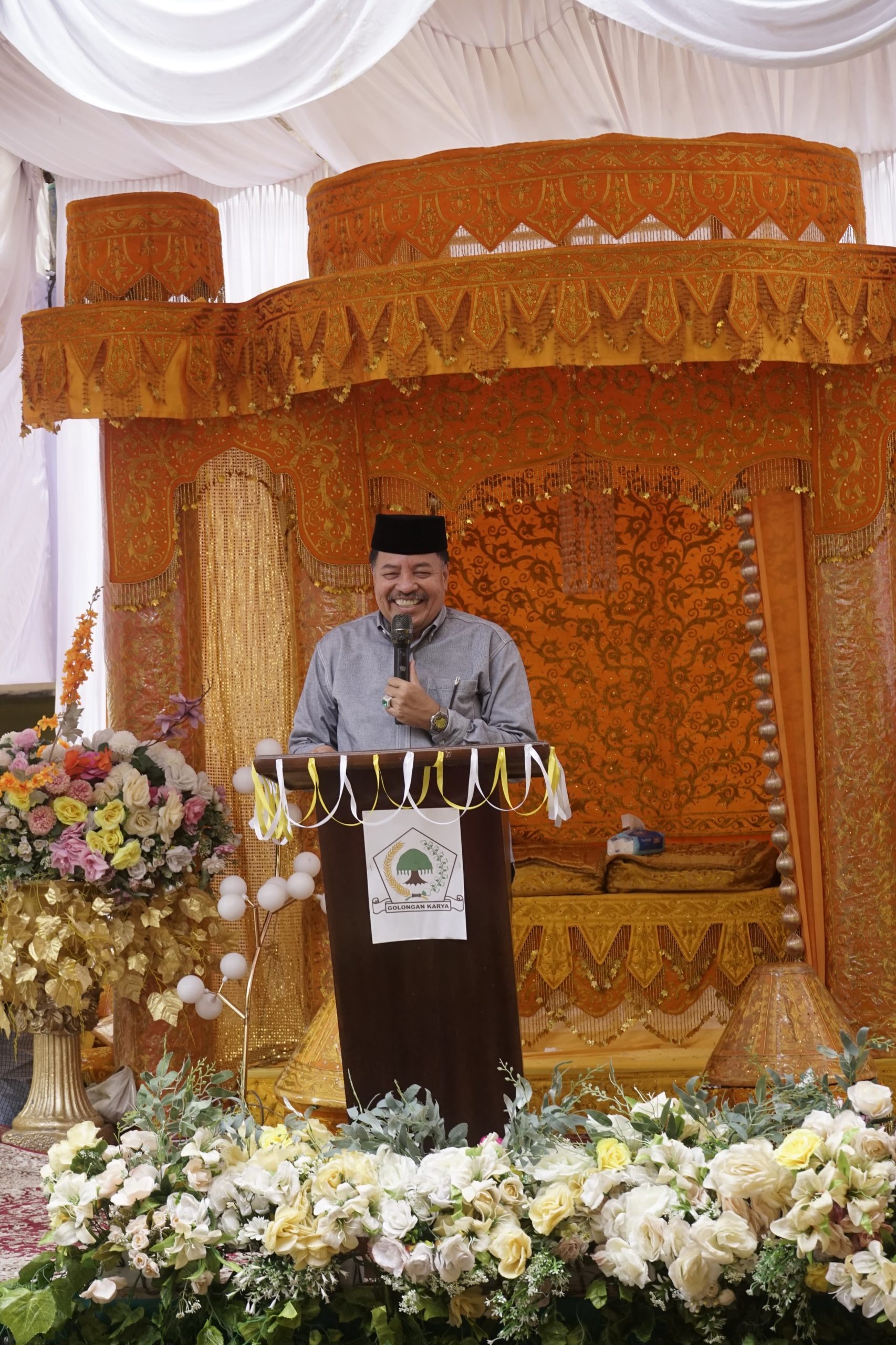 Di Panggung Tasyakuran, TRK Deklarasi Maju Ketua GOLKAR Aceh. (Foto: For Nukilan)