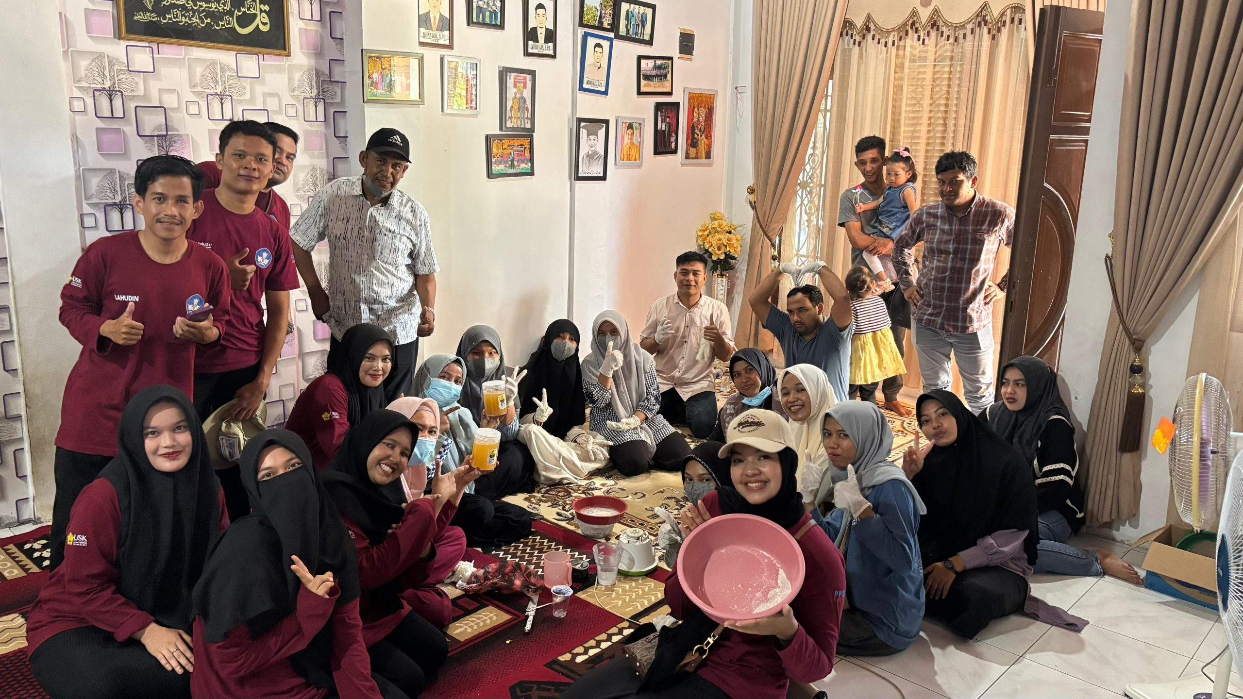 Mahasiswa PPG-USK dan Warga Rukoh Luncurkan PIKA, Pupuk dari Limbah Cangkang Telur. (Foto: For Nukilan)