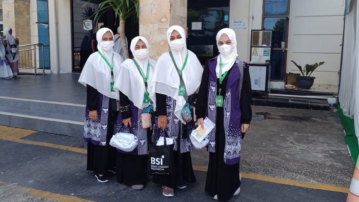 Kakak Beradik Banda Aceh Berhaji di Usia 20-an. (Foto: Detik.com)