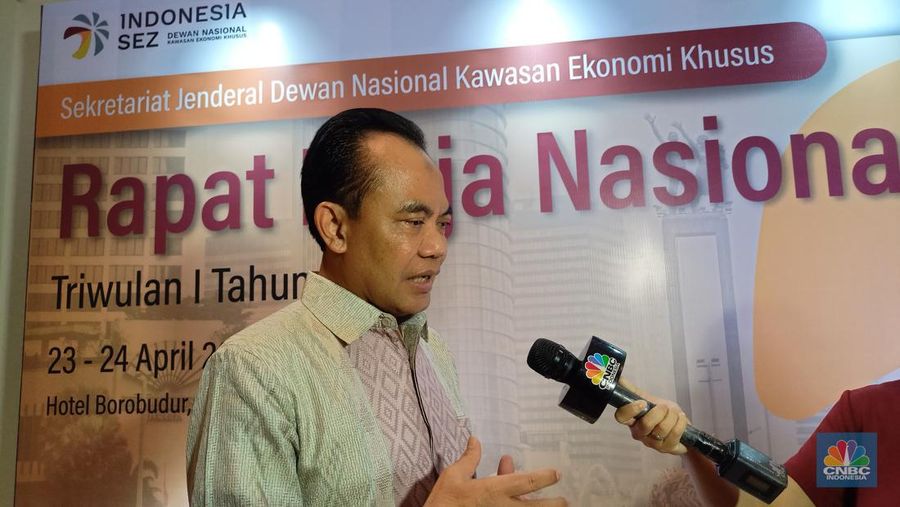 Sekretaris Kementerian Koordinator Bidang Perekonomian selaku Ketua Tim Pelaksana Dewan Nasional KEK Susiwijono Moegiarso. (Foto: CNBC)