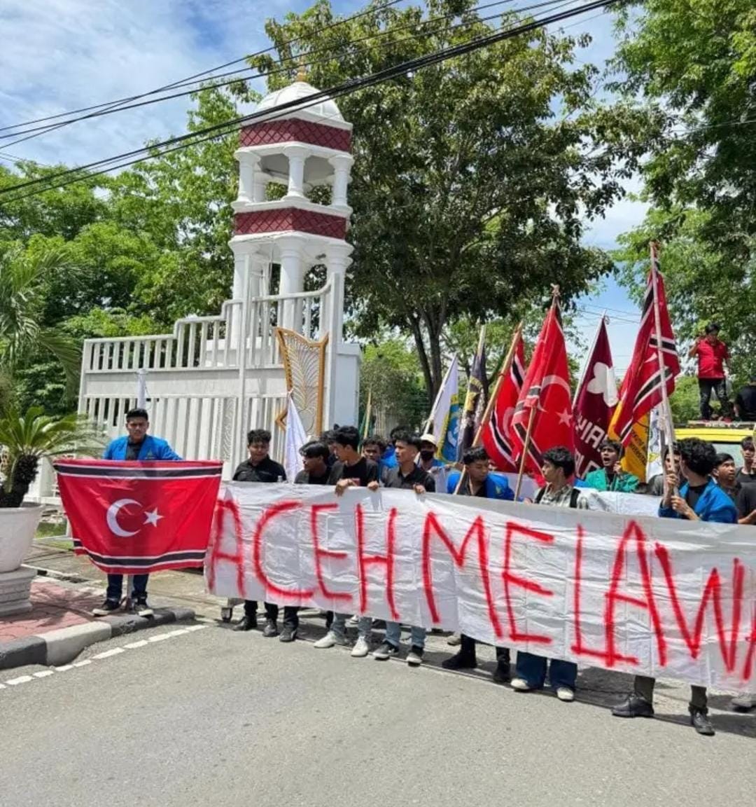 Mahasiswa Aceh Demo Tolak Penyerahan 4 Pulau ke Sumut. (Foto: Nukilan)