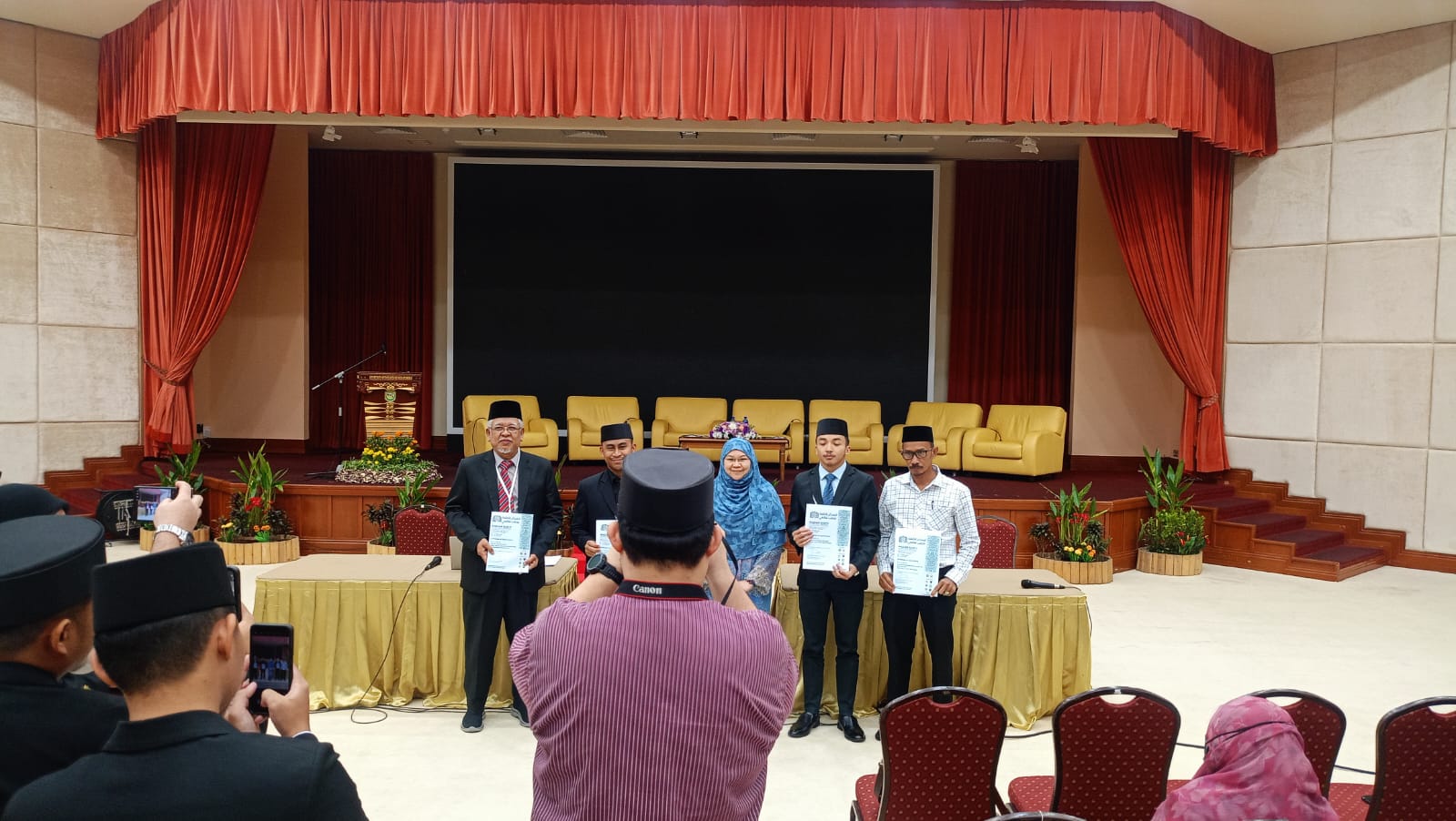 Guru MAN 3 Banda Aceh Jadi Pemateri di Forum Internasional Mazhab Syafi'i di Brunei. (Foto: Kemenag Aceh)