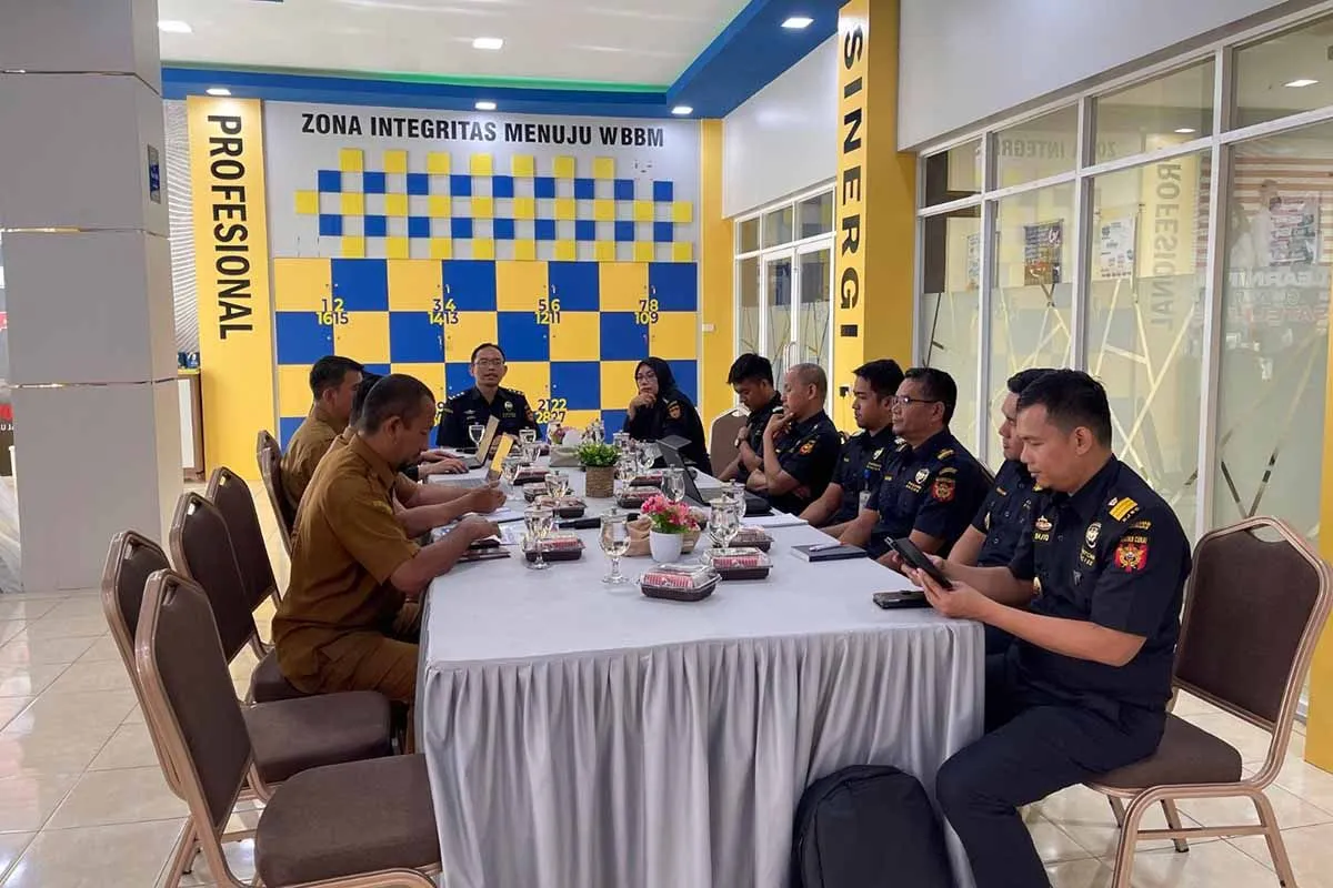 Bea Cukai Aceh dan BPKA Perkuat Kolaborasi Awasi Pajak Rokok. (Foto: ANTARA)