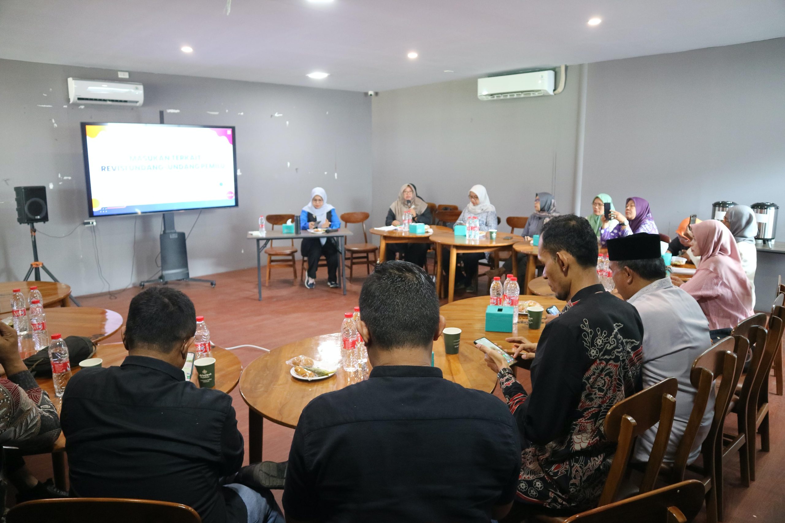 GeRAK Aceh Gelar FGD Bahas Revisi UU Pemilu. (Foto: For Nukilan)
