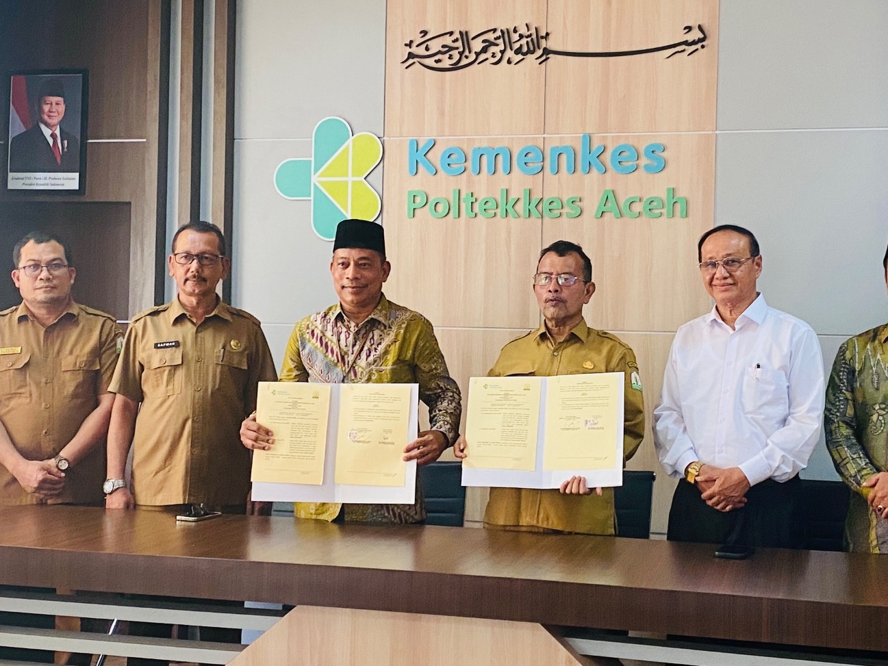 Dinsos Aceh dan Poltekkes Jalin MoU. (Foto: Dinsos Aceh)