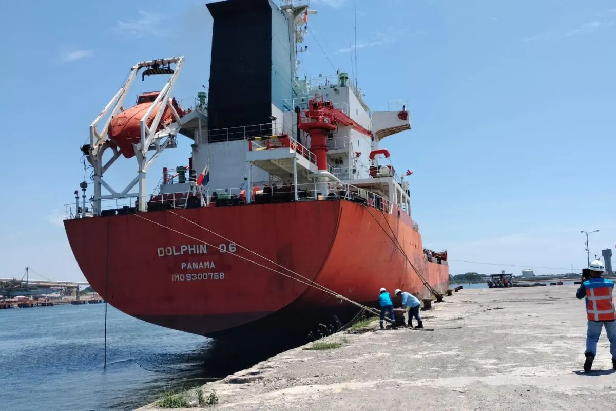 Kapal pengangkut CPO dari Pelabuhan Krueng Geukueh Aceh Utara menuju Tuticorin India, di Aceh Utara, Aceh, Jumat (25/7/2025). (FOTO: ANTARA/HO)