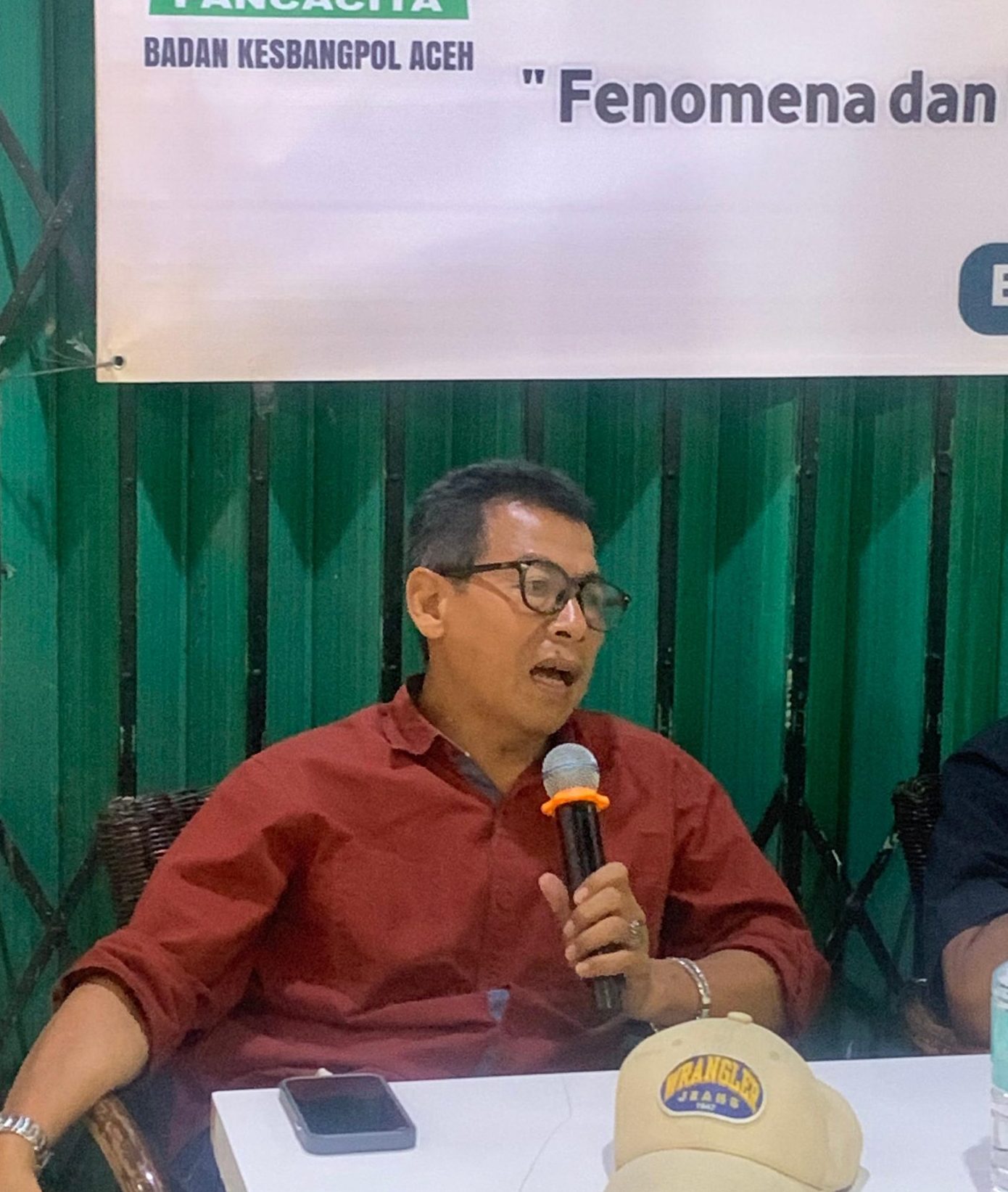 Ketua Forum Koordinasi Pencegahan Terorisme (FKPT) Aceh, Dr. Wiratmadinata, SH, MH, (Foto: Nukilan)