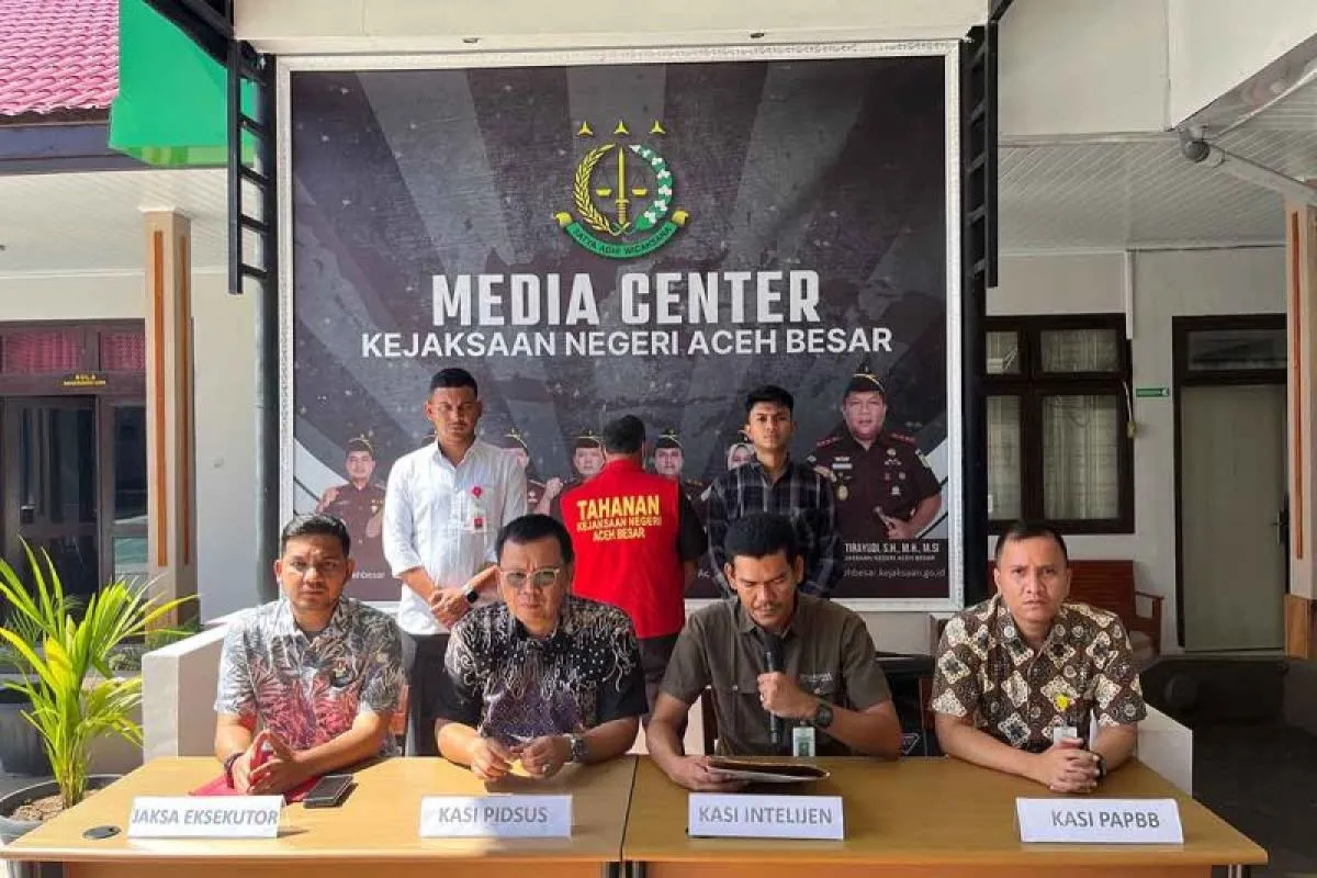 Kejari Aceh Besar Eksekusi Terpidana Korupsi Retribusi Pasar ke Lapas. (Foto: Kejari Aceh Besar)