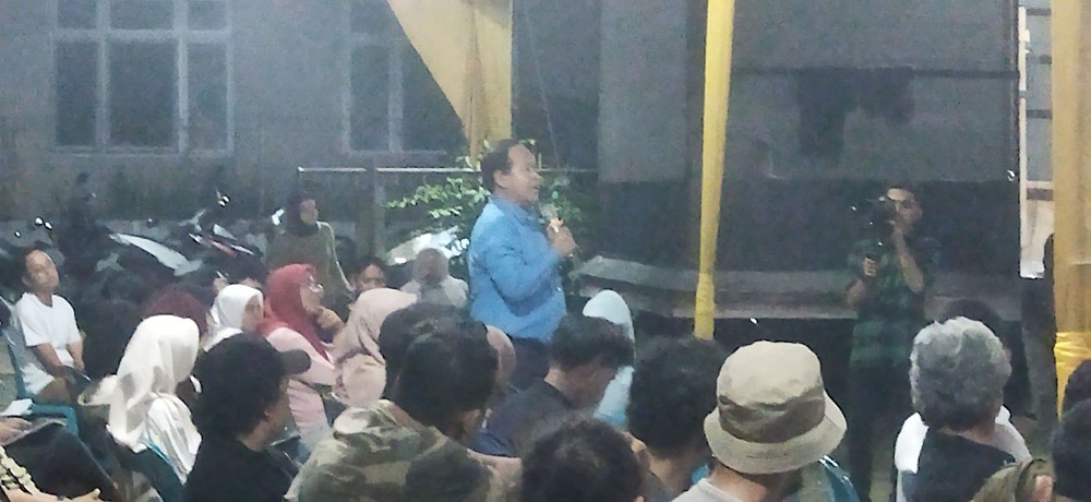 Ketua Komisioner pertama KKR Aceh, Afridal Darmi. (Foto: Nukilan/Sammy)