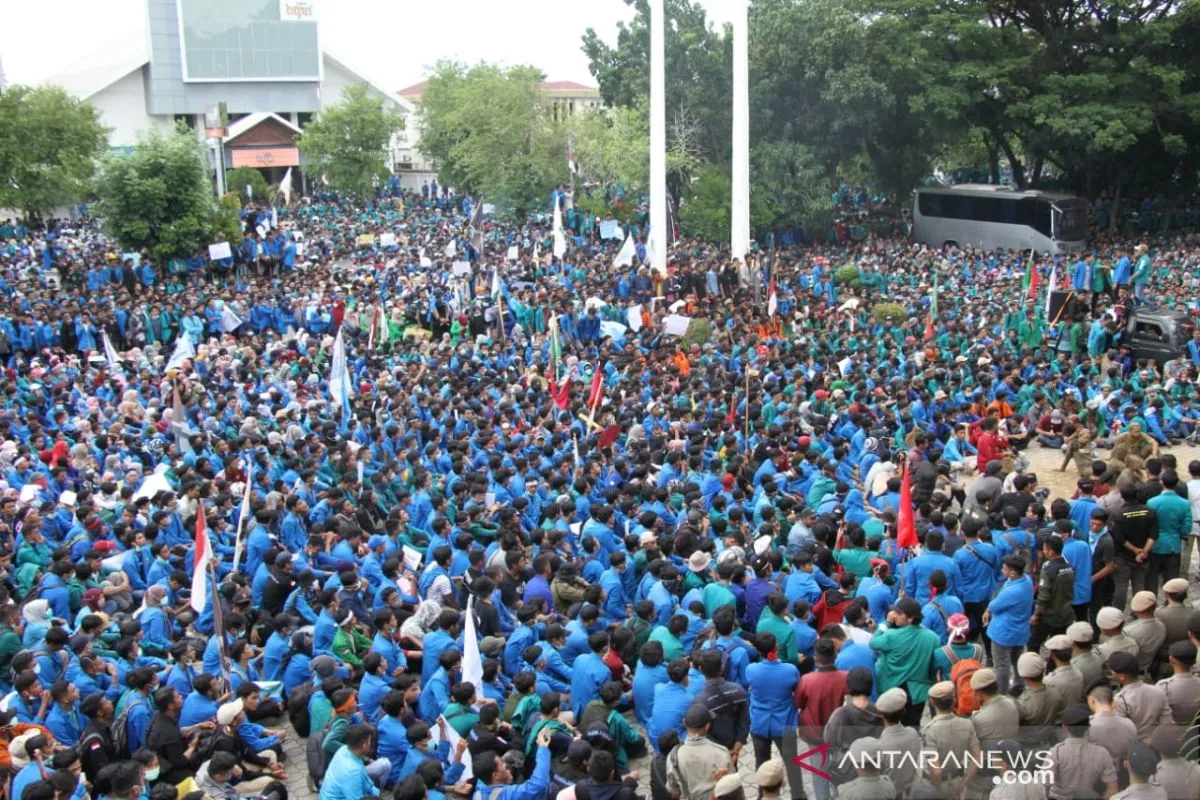 Ilustrasi demo di DPRA. (Foto: ANTARA)